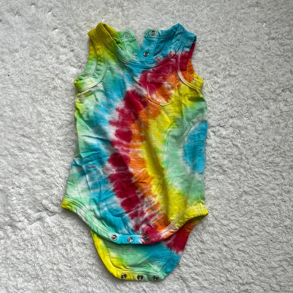 Primary tie die onesie